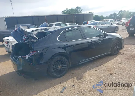 2022 Toyota Camry Xse z USA, uszkodzony, nr VIN 4T1K61AK7NU068255